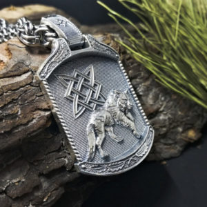 Медальон Волк со Звездой Руси